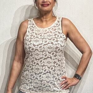 Solange Cream Lace Sleeveless Blouse Sz M